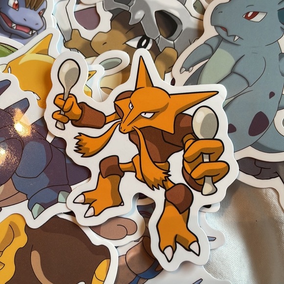48 Pokémon Stickers - Picture 5 of 5
